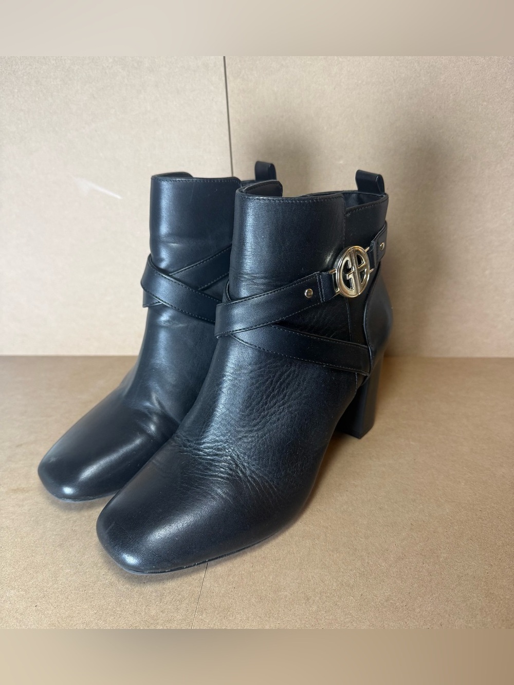 Giani Bernini Evrett Black Faux Leather Ankle Boots Booties Buckle Strap Size 7M